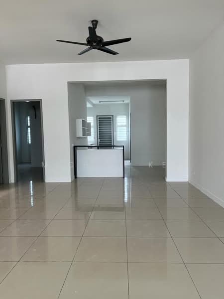 2-storey Terraced House for Sale in Kota Kemuning (Shah Alam) - Michael Kei - Living Room - PropertyGuru.com.my