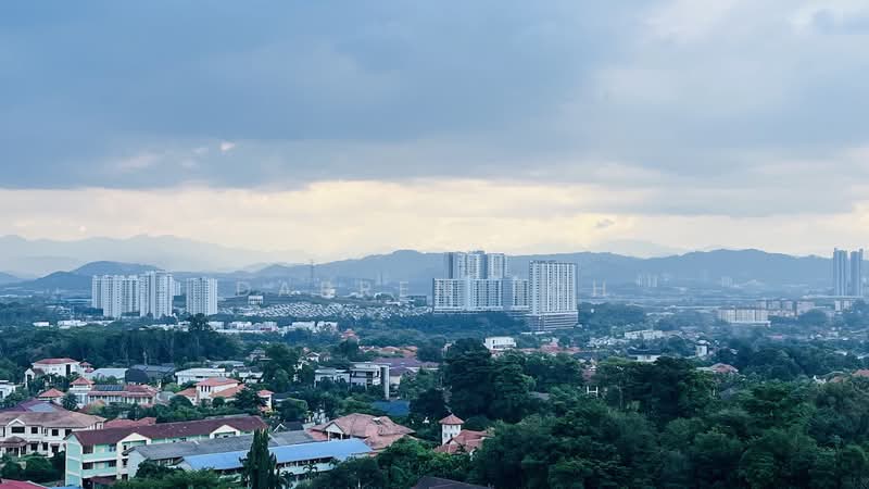 Service Residence for Rent at Serviced Residence @ The Louvre @ Country Heights - Darren Toh - Exterior - PropertyGuru.com.my