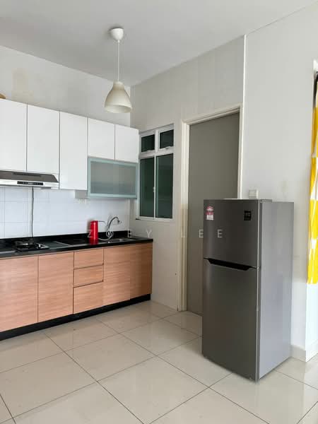 Servis Apartment untuk Dijual di Skysuites @ Meldrum Hills - Zoey Lee - Kitchen - PropertyGuru.com.my