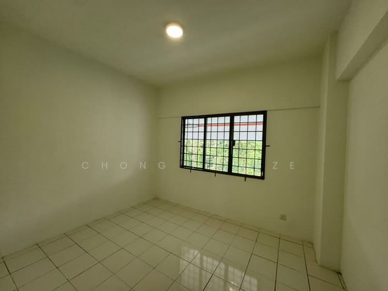 Apartment for Sale at Le Chateau 2 - Chong Pei Sze - 2nd Room - PropertyGuru.com.my
