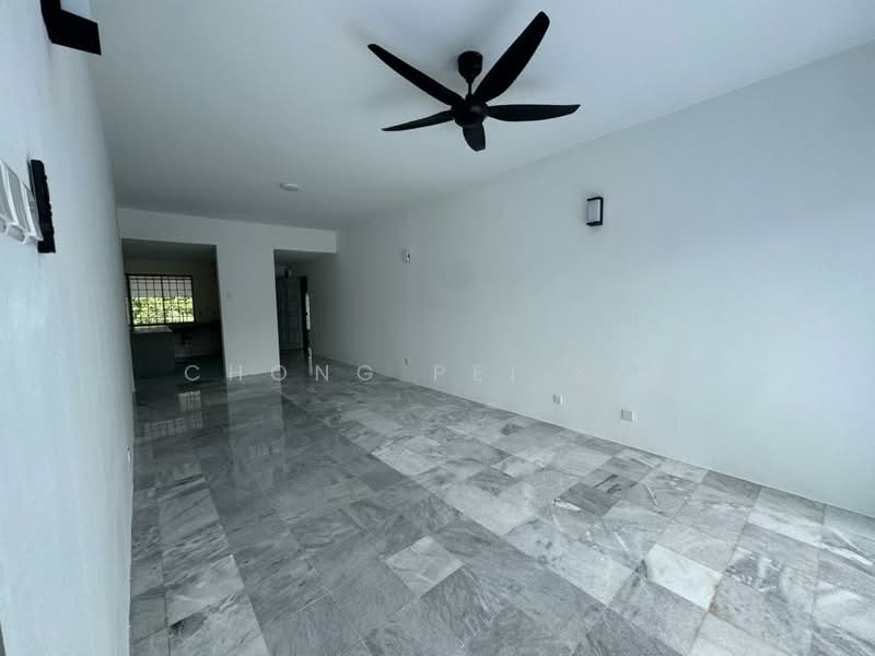 Apartment for Sale at Le Chateau 2 - Chong Pei Sze - Living Room - PropertyGuru.com.my