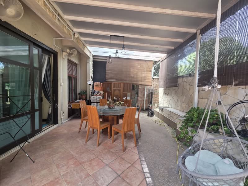 2.5-storey Terraced House for Sale in Bukit Jelutong (Shah Alam) - Normy Yusoff - Exterior - PropertyGuru.com.my