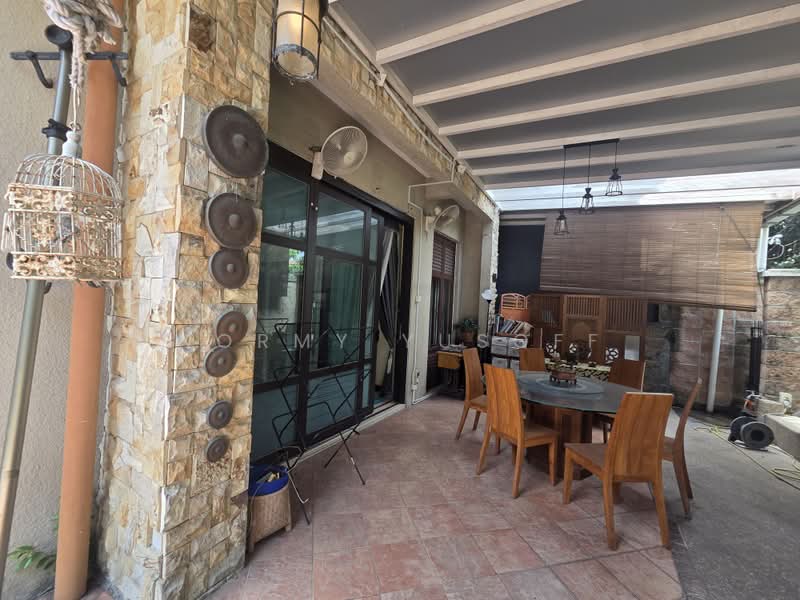 2.5-storey Terraced House for Sale in Bukit Jelutong (Shah Alam) - Normy Yusoff - Exterior - PropertyGuru.com.my