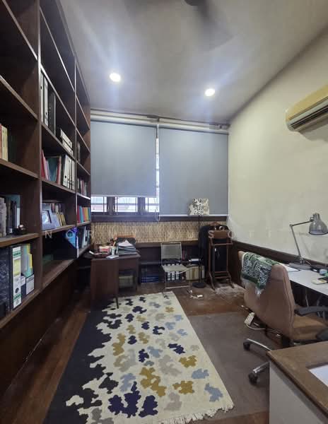 2.5-storey Terraced House for Sale in Bukit Jelutong (Shah Alam) - Normy Yusoff - Study - PropertyGuru.com.my