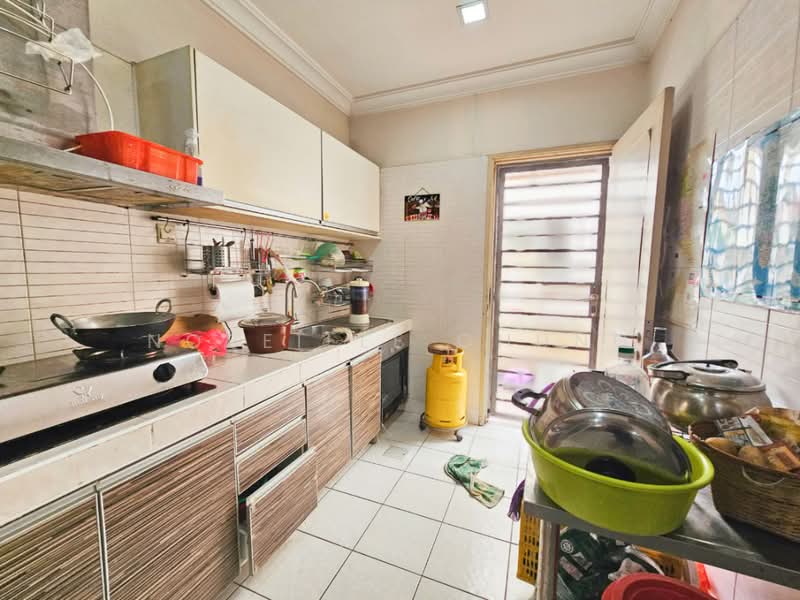 2-storey Terraced House for Sale in Putra Heights (Subang Jaya) - Nobeille Chung - Kitchen - PropertyGuru.com.my