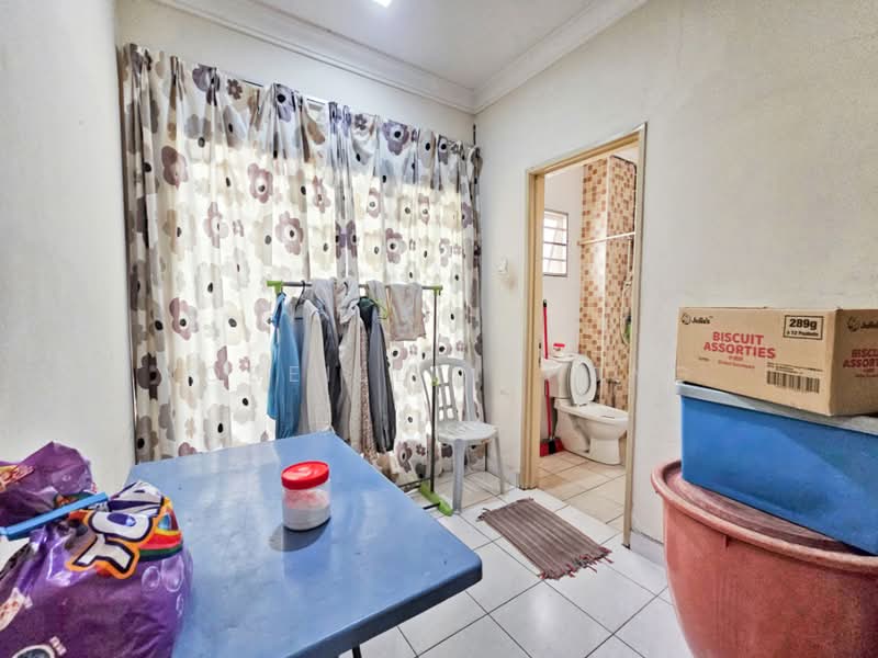 2-storey Terraced House for Sale in Putra Heights (Subang Jaya) - Nobeille Chung - Bathroom - PropertyGuru.com.my