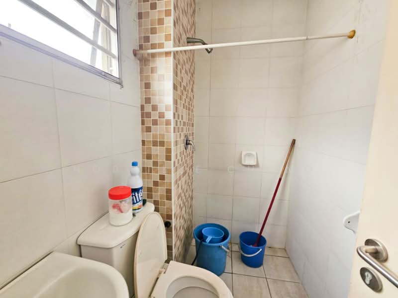 2-storey Terraced House for Sale in Putra Heights (Subang Jaya) - Nobeille Chung - Bathroom - PropertyGuru.com.my