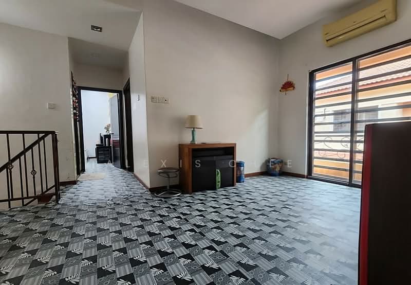 Cluster House for Sale in Sunway City Ipoh (Ulu Kinta) - Alexis Chee - Living Room - PropertyGuru.com.my