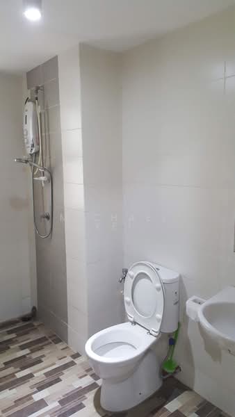 Condominium for Sale at Casa Tropika - Michael Kei - Bathroom - PropertyGuru.com.my