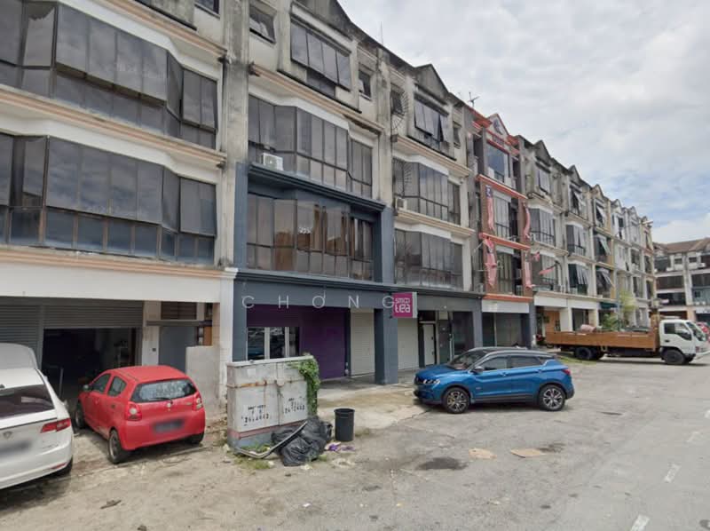 Shop for Rent in Taman Kajang Utama (Kajang) - Chong . - Exterior - PropertyGuru.com.my
