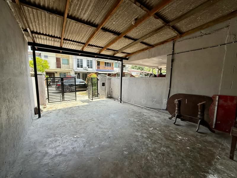 Rumah Teres 2 Tingkat untuk Dijual di Taman Selayang Utama (Selayang) - Ammeer Nadzrai - Exterior - PropertyGuru.com.my