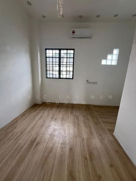 2.5-storey Terraced House for Sale in BANDAR PUCHONG JAYA (Puchong) - Eric Lau Mun Chung - Interior - PropertyGuru.com.my