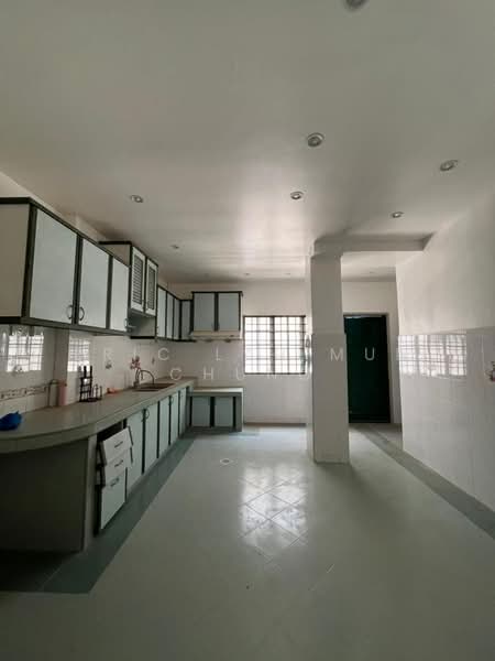 2.5-storey Terraced House for Sale in BANDAR PUCHONG JAYA (Puchong) - Eric Lau Mun Chung - Kitchen - PropertyGuru.com.my