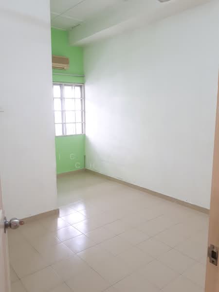 2.5-storey Terraced House for Sale in BANDAR PUCHONG JAYA (Puchong) - Eric Lau Mun Chung - Interior - PropertyGuru.com.my