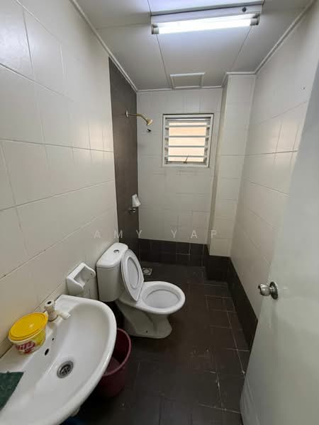 Terraced House for Rent in Laman Rimbunan (Kepong) - Amy Yap - Bathroom - PropertyGuru.com.my