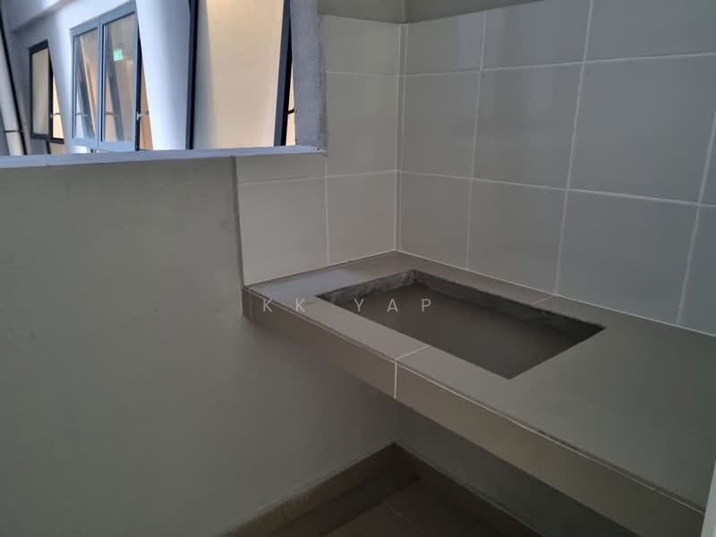Servis Apartment untuk Disewa di Akasa - KK Yap - Balcony - PropertyGuru.com.my