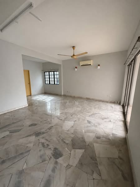 2-storey Terraced House for Sale in Taman Sea (Petaling Jaya) - Eng Siang Lim - Living Room - PropertyGuru.com.my