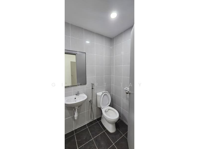 Flat for Rent at Idaman Cahaya 2 - Gilbert Tay - Bathroom - PropertyGuru.com.my