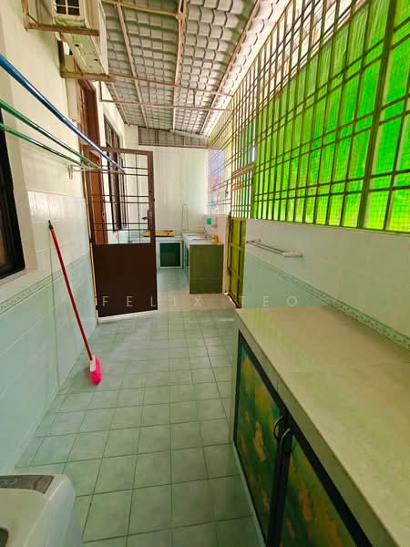 Rumah Teres 1 Tingkat untuk Dijual di Taman Pelangi Indah (Ulu Tiram) - Felix Teo - PropertyGuru.com.my