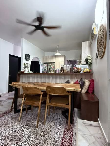 Pangsapuri untuk Disewa di Sri Ledang - Shin Yee Shereen Ong - Dining Room - PropertyGuru.com.my