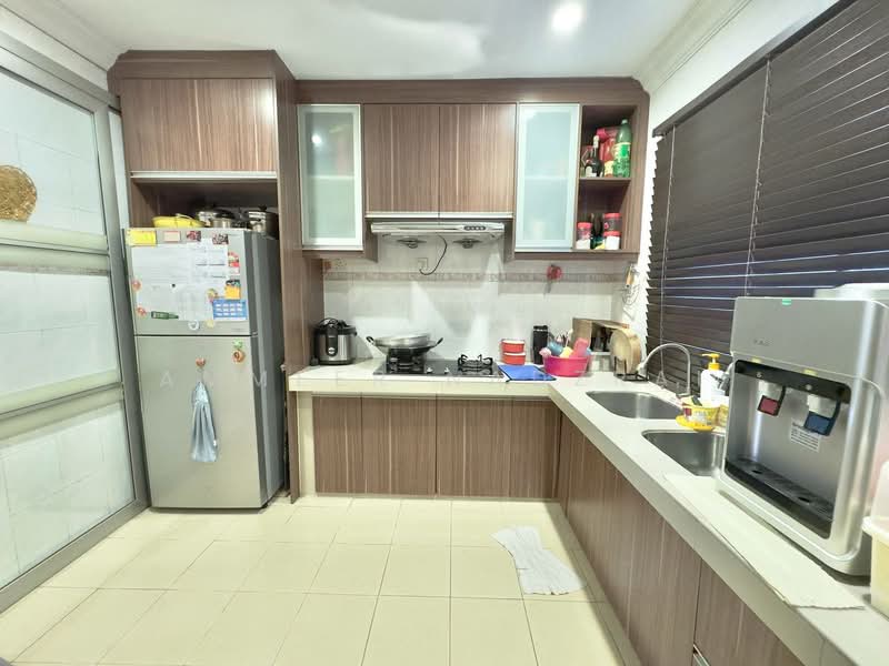 Rumah Teres 2 Tingkat untuk Dijual di Seri Kembangan (Selangor) - Ammeer Nadzrai - Kitchen - PropertyGuru.com.my