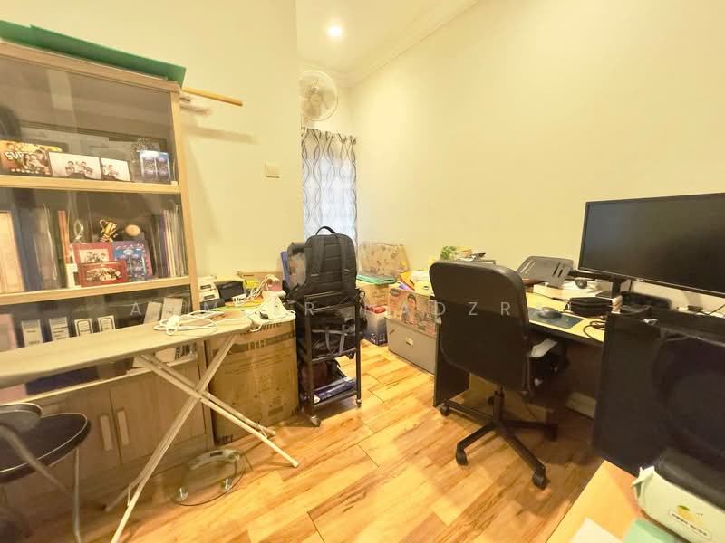 Rumah Teres 2 Tingkat untuk Dijual di Seri Kembangan (Selangor) - Ammeer Nadzrai - Study - PropertyGuru.com.my