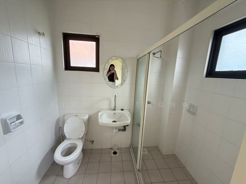 Bungalow for Rent in Bandar Baru Sri Klebang (Chemor) - Ainsley Thong - Bathroom - PropertyGuru.com.my