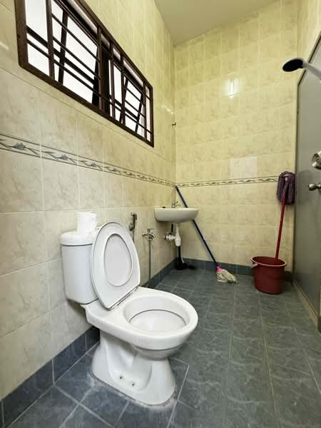 Terraced House for Sale in Bandar Puteri Puchong (Puchong) - Jayden Lee - Bathroom - PropertyGuru.com.my