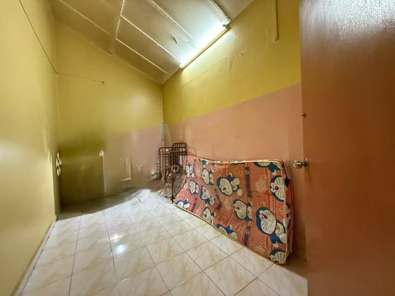 Rumah Teres untuk Dijual di Seri Kembangan (Selangor) - Yeong . - Bedroom - PropertyGuru.com.my