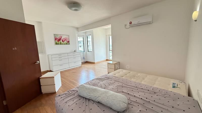 Pangsapuri untuk Dijual di Molek Pine 2 - Shi Ting - PropertyGuru.com.my