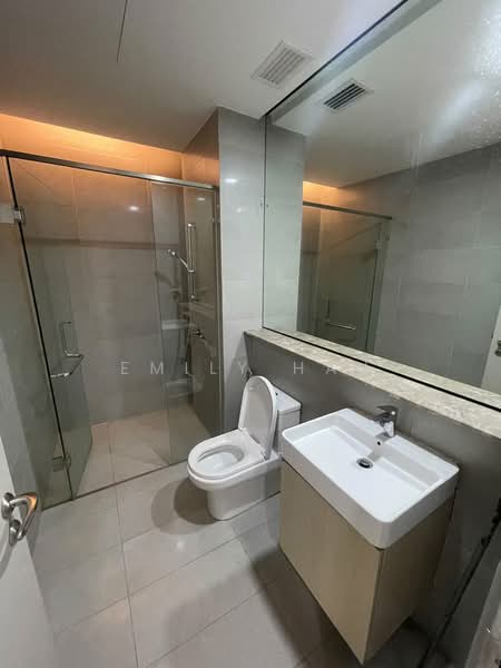 Kondominium untuk Disewa di Grand Medini - Emily Hau - Bathroom - PropertyGuru.com.my