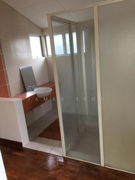 Semi-Detached House for Sale in Setia Alam (Selangor) - James Teoh - Bathroom - PropertyGuru.com.my