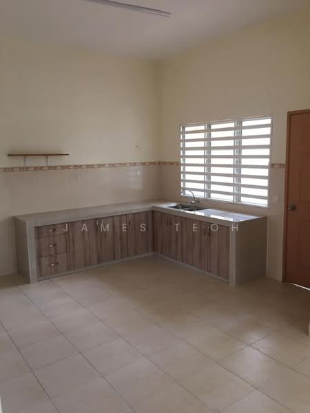 Semi-Detached House for Sale in Setia Alam (Selangor) - James Teoh - Kitchen - PropertyGuru.com.my