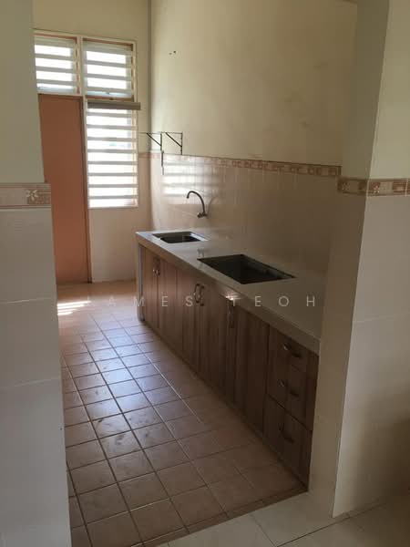 Semi-Detached House for Sale in Setia Alam (Selangor) - James Teoh - Kitchen - PropertyGuru.com.my