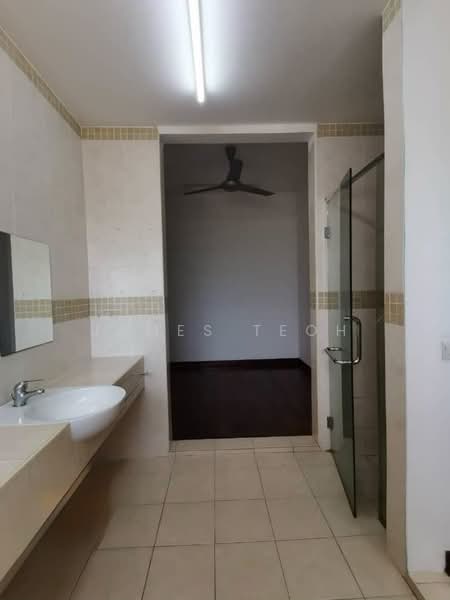 Semi-Detached House for Sale in Setia Alam (Selangor) - James Teoh - Bathroom - PropertyGuru.com.my
