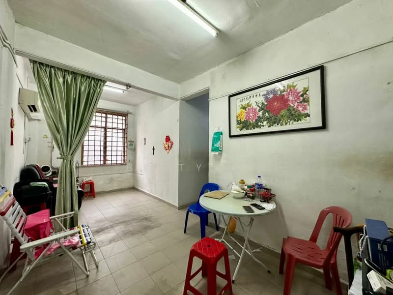 Rumah Flat untuk Dijual di Flat Taman Ungku Tun Aminah - Betty Ng - PropertyGuru.com.my