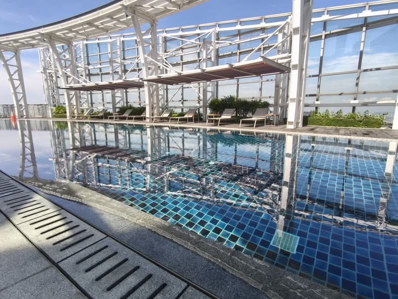 Servis Apartment untuk Disewa di Southpoint Residences - Elaine Chin - Pool - PropertyGuru.com.my