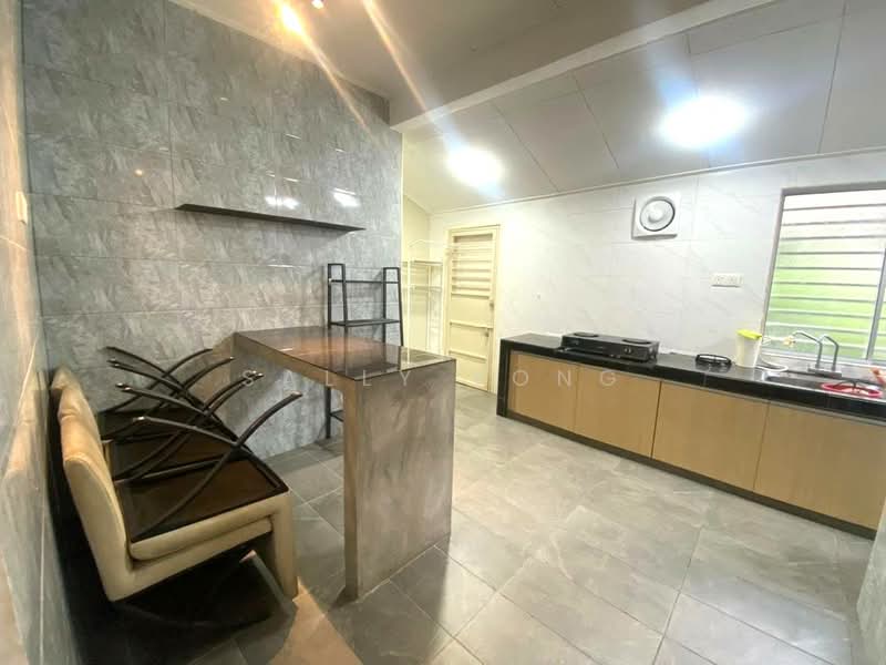 1-storey Terraced House for Rent in Klang (Selangor) - Sally Yong - Kitchen - PropertyGuru.com.my