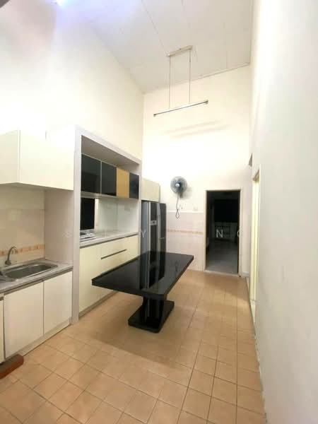 1-storey Terraced House for Rent in Klang (Selangor) - Sally Yong - Kitchen - PropertyGuru.com.my