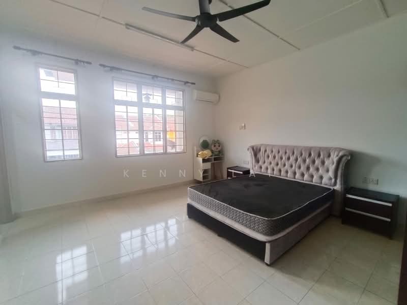 2-storey Terraced House for Rent in Bandar Mahkota Cheras (Cheras) - Kenny Lai - Bedroom - PropertyGuru.com.my
