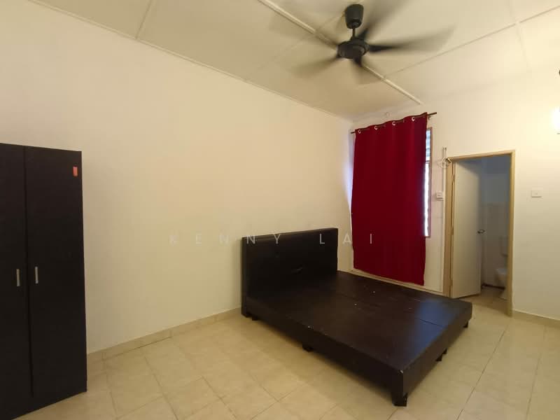 2-storey Terraced House for Rent in Bandar Mahkota Cheras (Cheras) - Kenny Lai - Bedroom - PropertyGuru.com.my