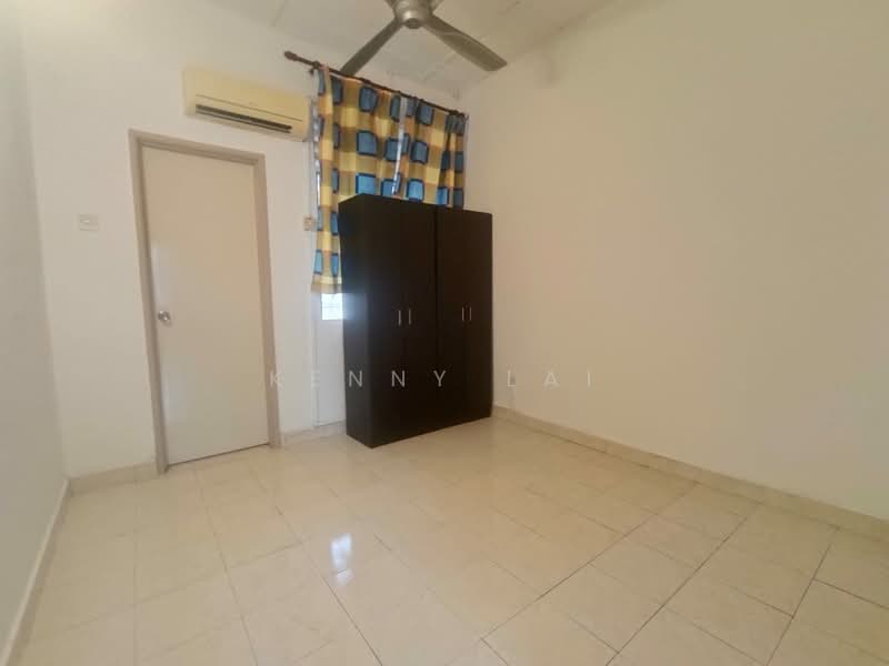 2-storey Terraced House for Rent in Bandar Mahkota Cheras (Cheras) - Kenny Lai - Bedroom - PropertyGuru.com.my