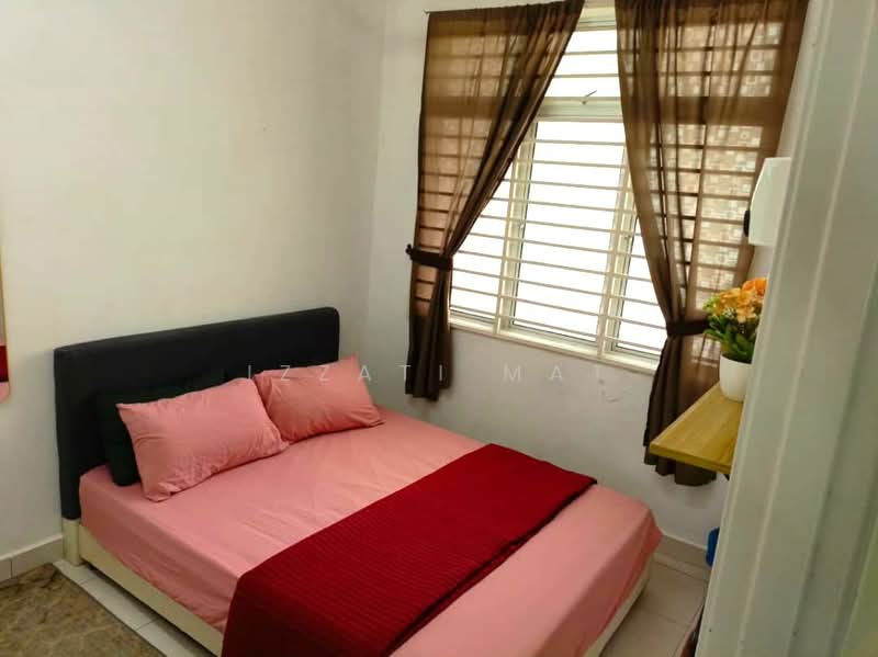 Apartment for Sale at Dahlia Court - Izzati Mat - Bedroom - PropertyGuru.com.my