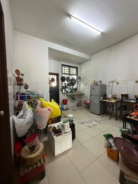 Rumah Teres untuk Dijual di Taman Mutiara Rini (Skudai) - Min Kong - Kitchen - PropertyGuru.com.my