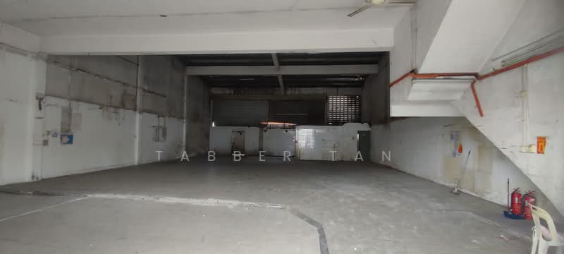 Kilang untuk Disewa di Taman Sri Serdang (Seri Kembangan) - Tabber Tan - Interior - PropertyGuru.com.my