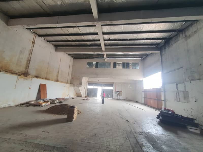 Kilang untuk Disewa di Taman Sri Serdang (Seri Kembangan) - Tabber Tan - Interior - PropertyGuru.com.my