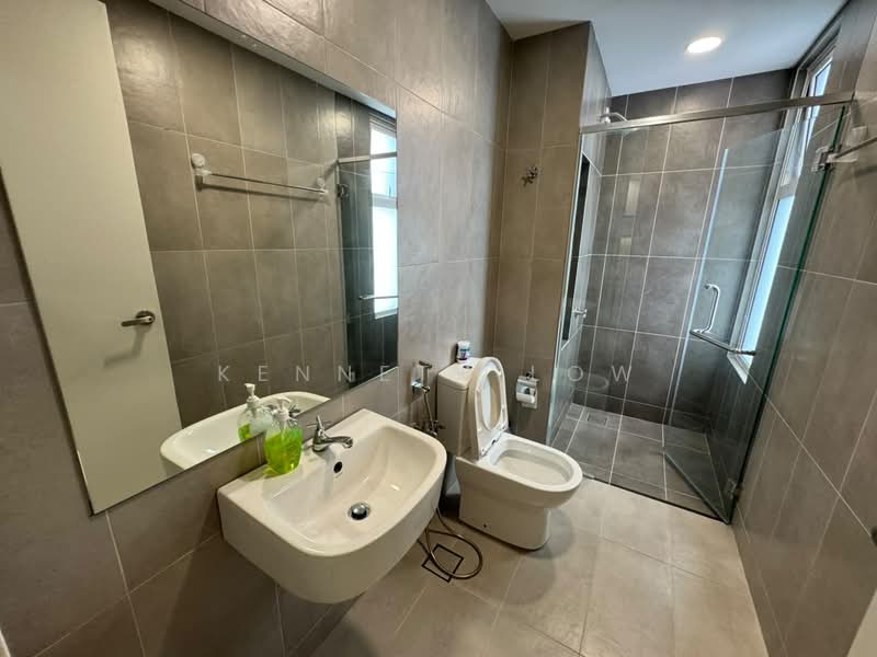 Kondominium untuk Disewa di Emerald Hill - Kenneth Low - Bathroom - PropertyGuru.com.my