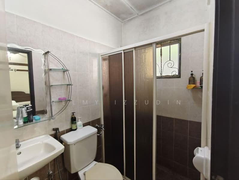 Semi-Detached House for Sale in Taman Setia 2 (Balakong) - HELMY IZZUDIN - PropertyGuru.com.my