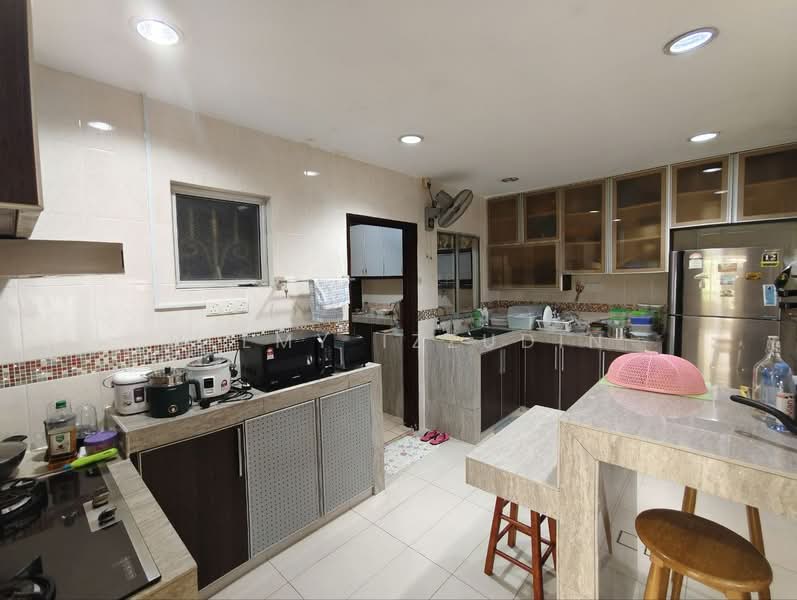 Semi-Detached House for Sale in Taman Setia 2 (Balakong) - HELMY IZZUDIN - PropertyGuru.com.my