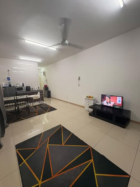 Servis Apartment untuk Disewa di Vista Alam Serviced Apartment - Hairul Azmi - Living Room - PropertyGuru.com.my
